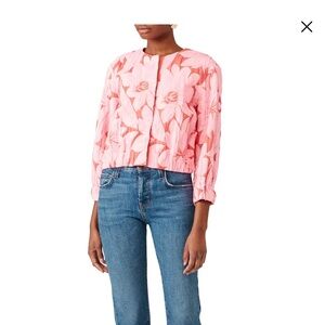 Tara Jarmon designer cropped jacket. Size small.